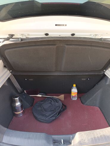 BYD: BYD E2: 2025 г., Автомат, Электромобиль, Хэтчбэк — 11