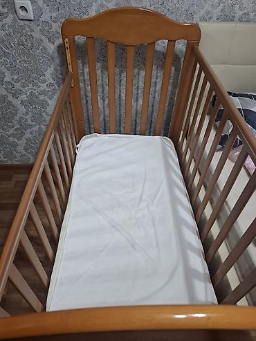 Манежи-кровати: Детская кровать 0+дерево 100% матрас намотрасник пуховые одеяло+ at lalafo.kg — 6 Манежи-кровати: Детская кровать 0+дерево 100% матрас намотрасник пуховые одеяло+ — 6