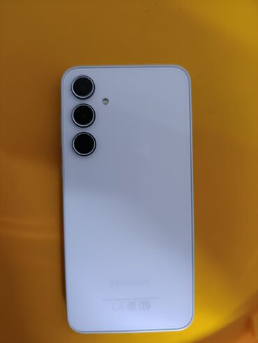 ucuz tel: Samsung Galaxy A35, 128 GB, rəng - Ağ, Barmaq izi, Face ID