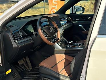 BYD: BYD Song Plus: 2021 г., Гибрид, Кроссовер — 4