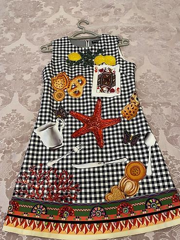 Dolce Gabbana paltar teze veziyyetdedir butun qas ve muncuqlar lalafo.az -da Dolce Gabbana paltar teze veziyyetdedir butun qas ve muncuqlar