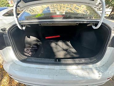 Geely: Geely : 2023 г., Седан — 9