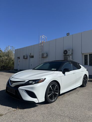 авто в рассрочку без первоначального взноса бишкек: Toyota Camry: 2019 г., 2.5 л, Автомат, Бензин, Седан