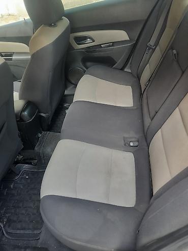 cruze sürətlər qutusu: Chevrolet Cruze: 1.8 l | 2012 il Sedan — 3