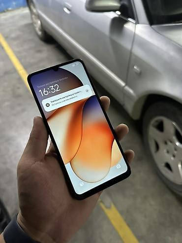 Техника и электроника: Redmi, Redmi 13C, Б/у, 128 ГБ, цвет - Черный, 2 SIM — 3