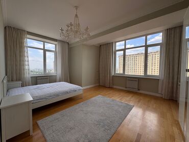 Продажа квартир: 4 комнаты, 172 м², Элитка, 7 этаж — 14