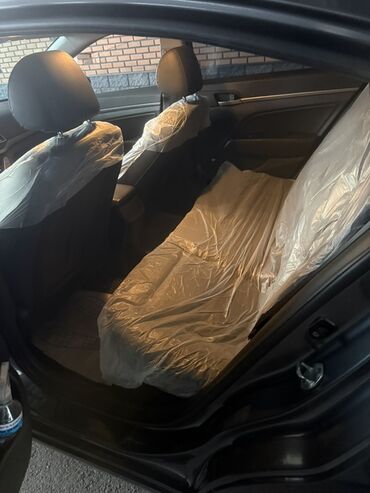 Hyundai: Hyundai Elantra: 2018 г., 1.6 л, Автомат, Бензин, Седан — 9