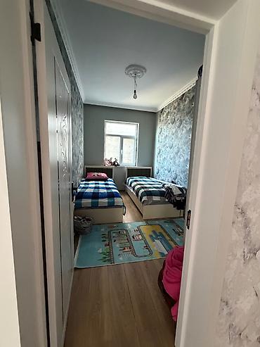 gence mehle evleri: Təmirli yaşayış evi təqdim olunur. Mənzildə geniş və işıqlı mətbəx — 9