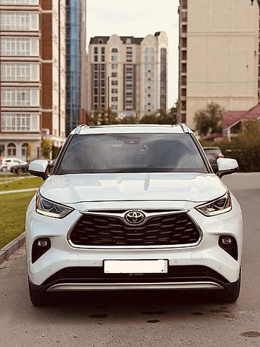 platinum: Toyota Highlander: 2022 г., 2.5 л, Автомат, Гибрид, Внедорожник — 3