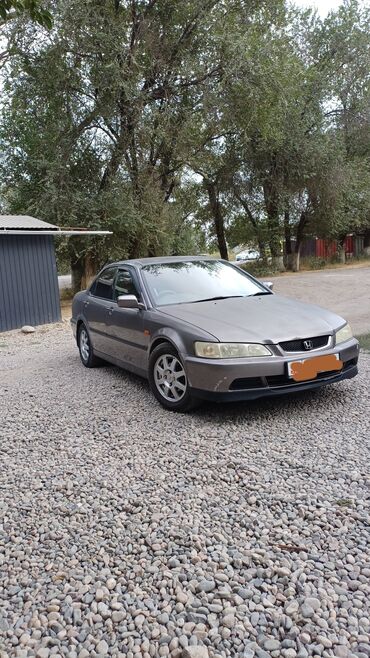 автомобиль коробка автомат: Honda Accord: 2001 г., 1.8 л, Автомат, Бензин, Седан