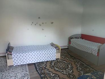 гостиная в аренду: Сдаётся отдельная комната-студия.на долги срок сдается однокомнатная — 3