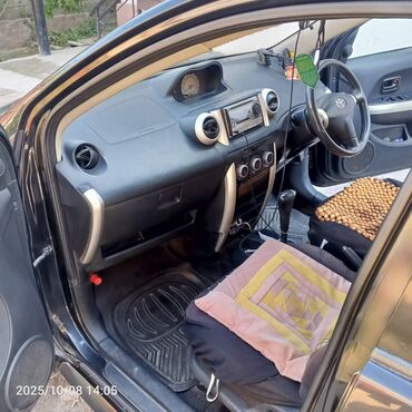 Toyota: Toyota ist: 2003 г., 1.3 л, Автомат, Бензин, Хэтчбэк — 6