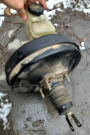 e38: Продаю вакуумный усилитель тормозов 
БмВ 7 е38
BMW 7 e38 — 4