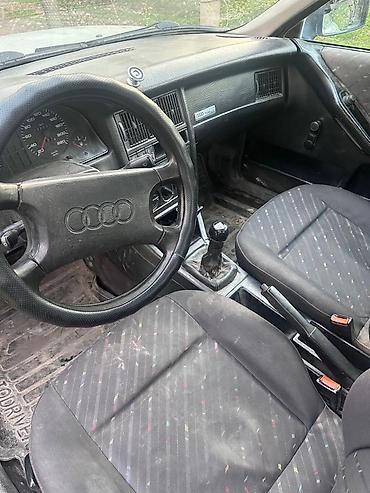бу чехол: Audi 80: 1991 г., 1.8 л, Механика, Бензин, Седан — 4