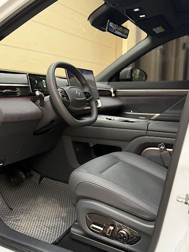hongqi e hs3: Dongfeng : 2026 г., 1.5 л, Автомат, Гибрид, Кроссовер — 4