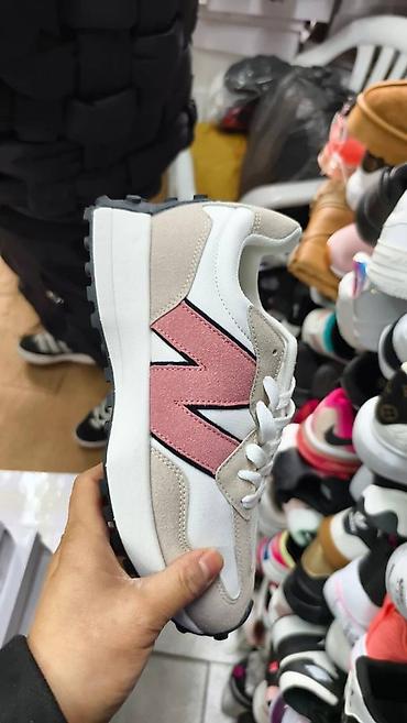 Women's Sneakers and athletic shoes: New balance 327 patike NOVO Novo Brojevi 36 do 46, zavisi od modela — 26