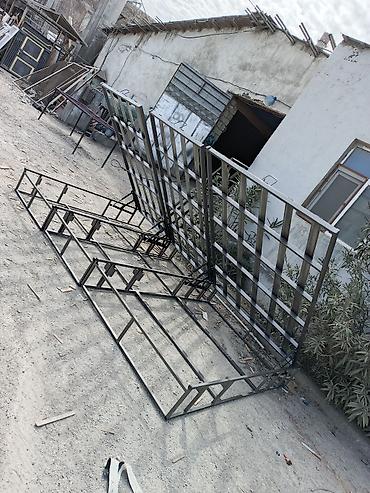 dəmir setka: Məhsul: Dəmir karkasları

Təsvir:matras aldıqları — 1