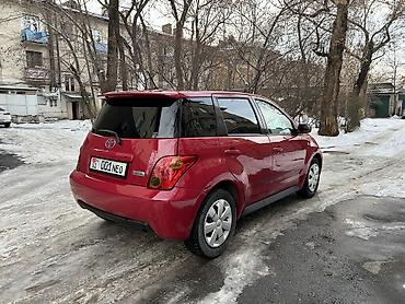 Toyota: Toyota ist: 2002 г., 1.5 л, Автомат, Бензин, Хэтчбэк — 4
