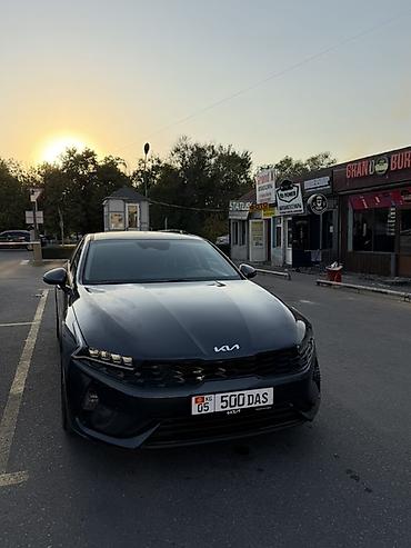kaiyi e5: Kia K5: 2021 г., 2 л, Автомат, Гибрид, Седан — 2