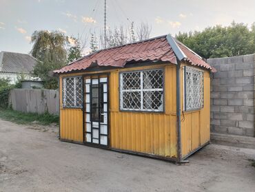 купить дом из контейнера: Предлагается прочный металлический киоск, выполненный из профнастила