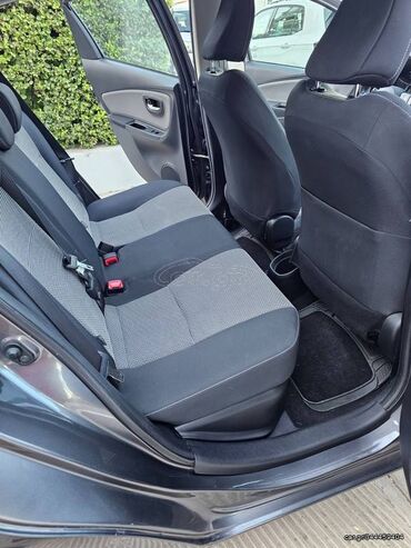 Toyota: Toyota Yaris: 1.5 l. | 2015 έ. Χάτσμπακ — 9