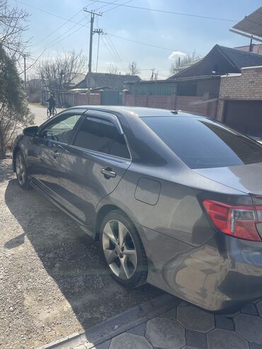 срочно машина сатылат: Toyota Camry: 2013 г., 2.5 л, Автомат, Бензин, Седан