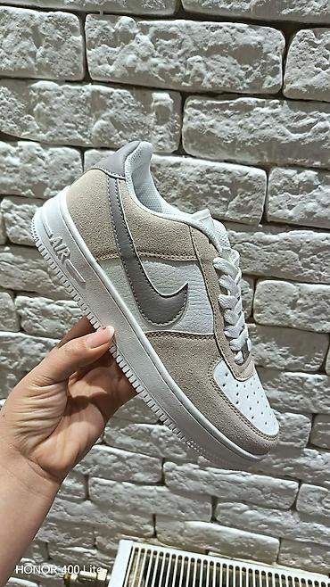 Patike: 👑Broj 36-41 ✅Cena 2500 din Patike Nike Air – bele sa crnim Swoosh — 8