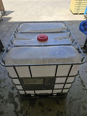Kənd təssərüfatı avadanlığı: IBC konteyner (1000 L) - Həcm: təxmini 1000 litr - Material: qalın — 5