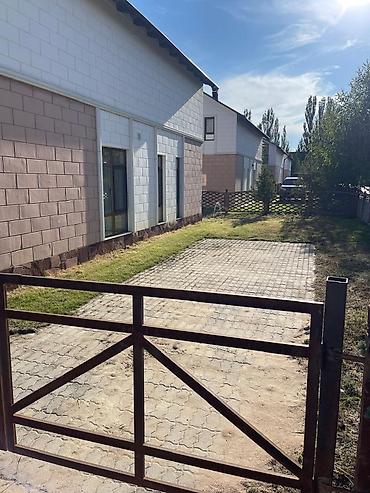 Иссык-Куль 2026: Коттедж, Коттедж на Вип линии ЦО Лазурный берег, Чок-Тал, Детская площадка, Парковка, стоянка, Охраняемая территория — 18