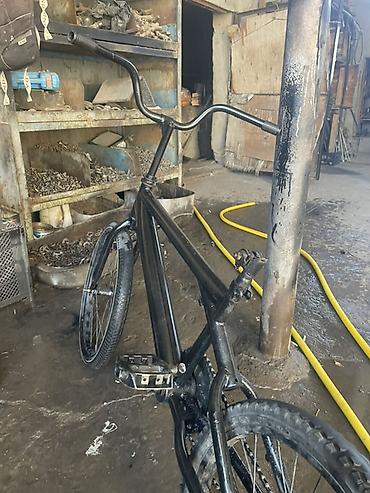 Велосипеды: BMX-велосипед, черная рама в хорошем состояние только надо задний диск — 5