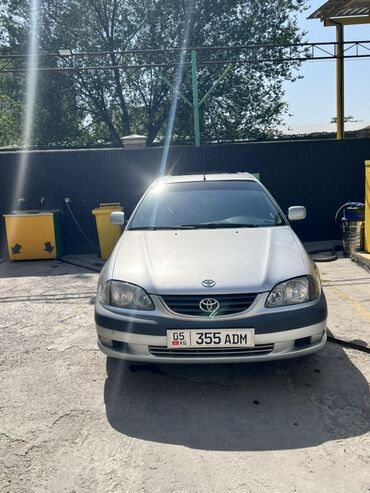 линзы для камеры: Toyota Avensis: 2001 г., 2 л, Механика, Бензин, Хетчбек