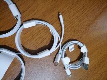 apple 11 qiymeti: Kabel Apple, Micro-USB, Yeni