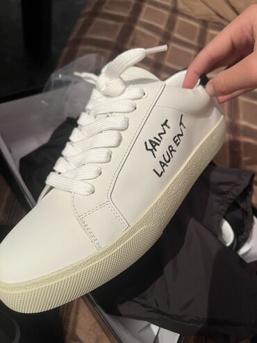 розовые кроссовки: Продаю saint laurent 38 размера, не разу не носил размер на ощуп 40