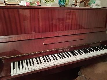 Rostov-Don piano – akustik upright model - Brend/model: Ростов-Дон
