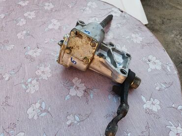 Auto delovi: Puž(glava) volana Lada 2107 Rivu, Lada 2104 Karavan, Lada 2105 Lada — 12