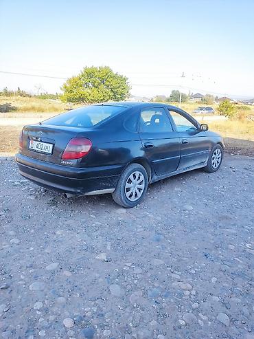 сокулуе: Toyota Avensis: 2002 г., 1.8 л, Кол менен иштөөчү, Бензин, Лифтбек — 7