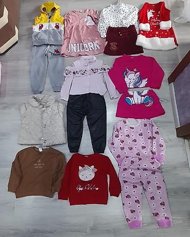 Комплекты одежды: Комплект, Для девочек, 4 - 5 лет — 3