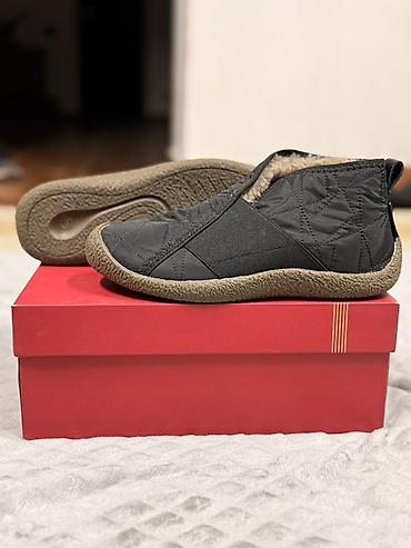 стельки теплые: Домашние тапочки, 38, Новый, цвет - Черный, Самовывоз, Бесплатная доставка — 3