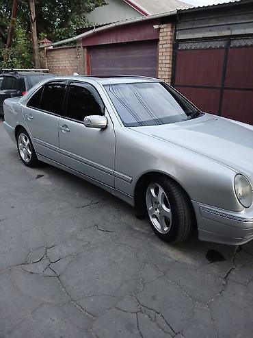 eafc 25: Mercedes-Benz E-Class: 2001 г., Автомат, Бензин, Седан — 1