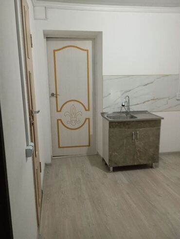 квартира берилет 4 гор болница: 1 бөлмө, Кыймылсыз мүлк агенттиги, Чогуу жашоосу жок, Жарым -жартылай эмереги бар
