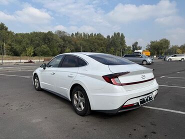 срочно продаю машину бишкек: Hyundai Sonata: 2020 г., 2 л, Автомат, Бензин, Седан