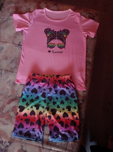 polovni dubak za bebe: Set: Shorts, T-shirt