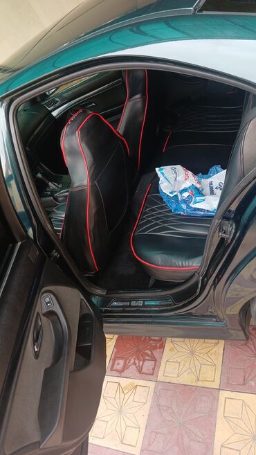 BMW: BMW 5 series: 2.5 l | 1997 il Sedan — 9