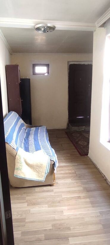 Uzunmüddətli kirayə evlər: 70 kv. m, 2 otaqlı -da lalafo.az — 3 Uzunmüddətli kirayə evlər: 70 kv. m, 2 otaqlı — 3