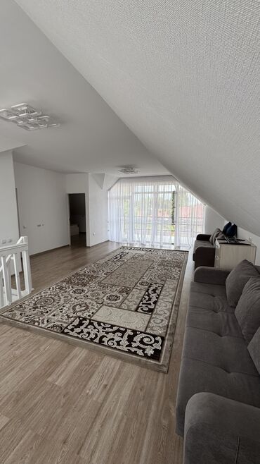 Иссык-Куль 2025: Коттедж, коттедж ЦО Евразия, Кара-Ой (Долинка), Охраняемая территория, Парковка, стоянка, Футбольное поле — 16