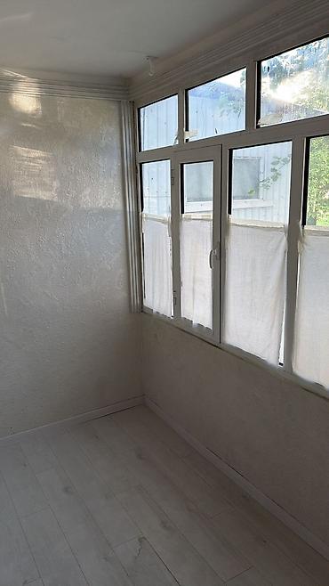 Долгосрочная аренда комнат: 55 м², С мебелью — 3