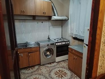 kireditle ev: Əcəmidə metroya yaxın 1otaqlı ev kirayə verilir. Evromedin həyəti — 3