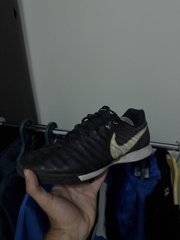 купить боксерскую грушу: Бутсы Nike, Размер: 42, Б/у