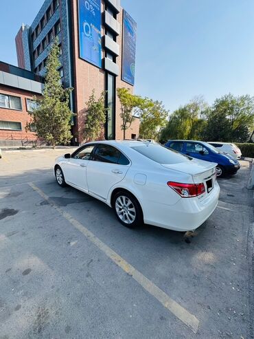 мотоцикл с автоматической коробкой передач: Lexus ES: 2010 г., 3.5 л, Автомат, Бензин, Седан