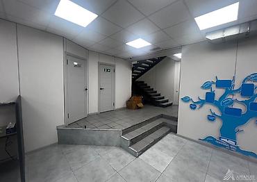 180: Аренда офисов, 180 м², 1 линия — 3